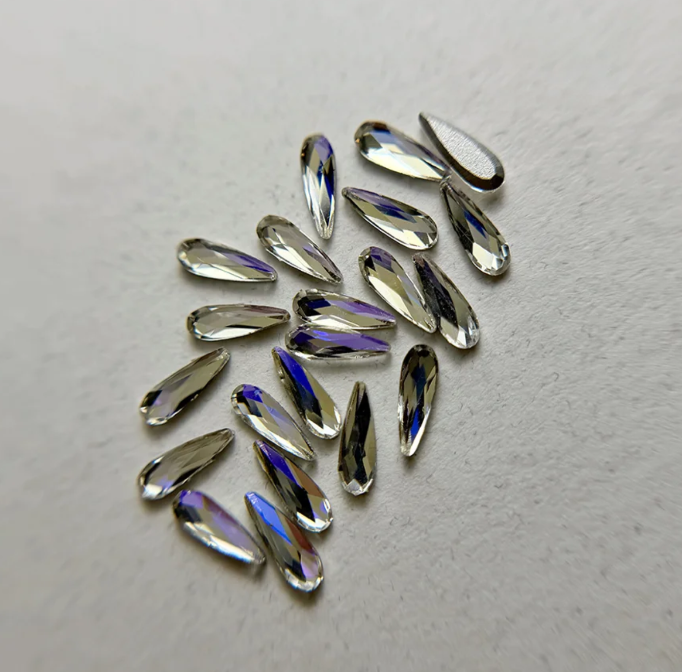 Diamants formes - Scandinave - Petite goutte allongée
