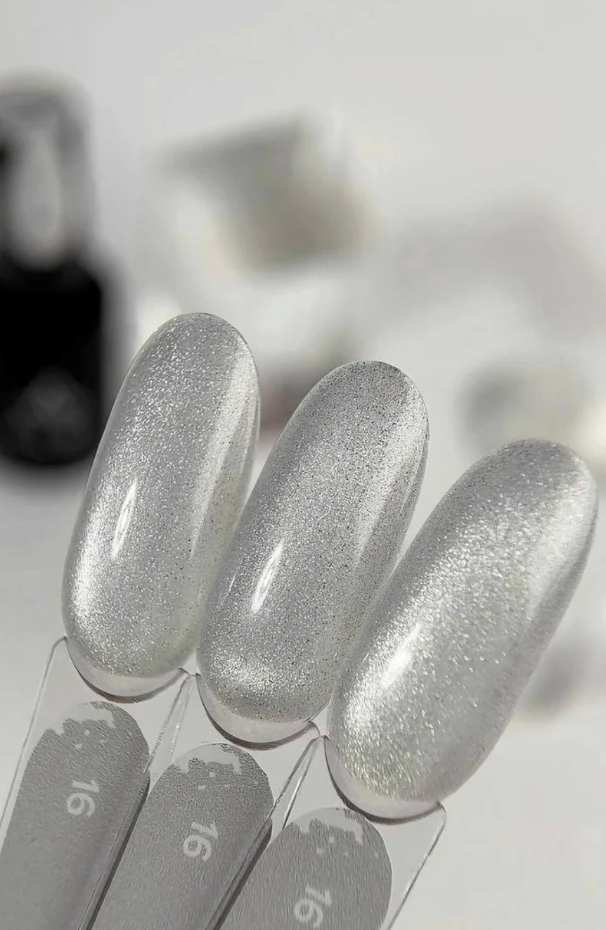 Vernis Semi Permanent Silk Cat 16 - 10ml
